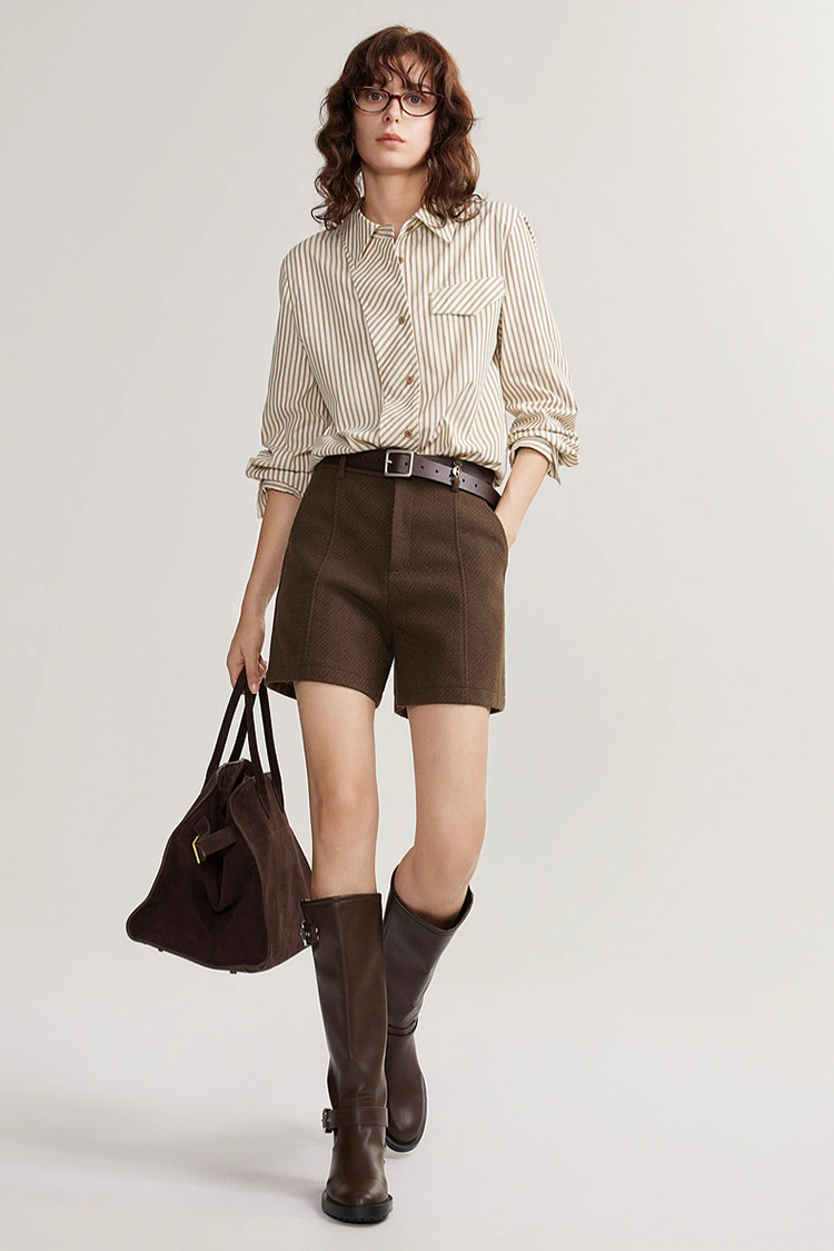 কিভাবে নিখুঁত মহিলাদের নৈমিত্তিক ব্লাউজ চয়ন?